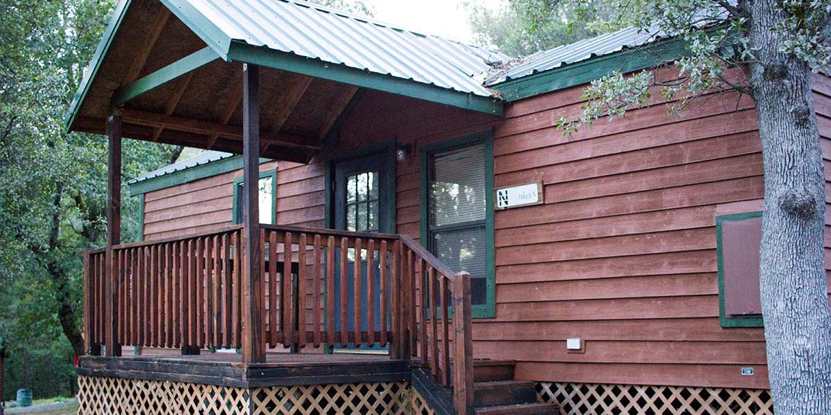 Deluxe Retreat Cabin